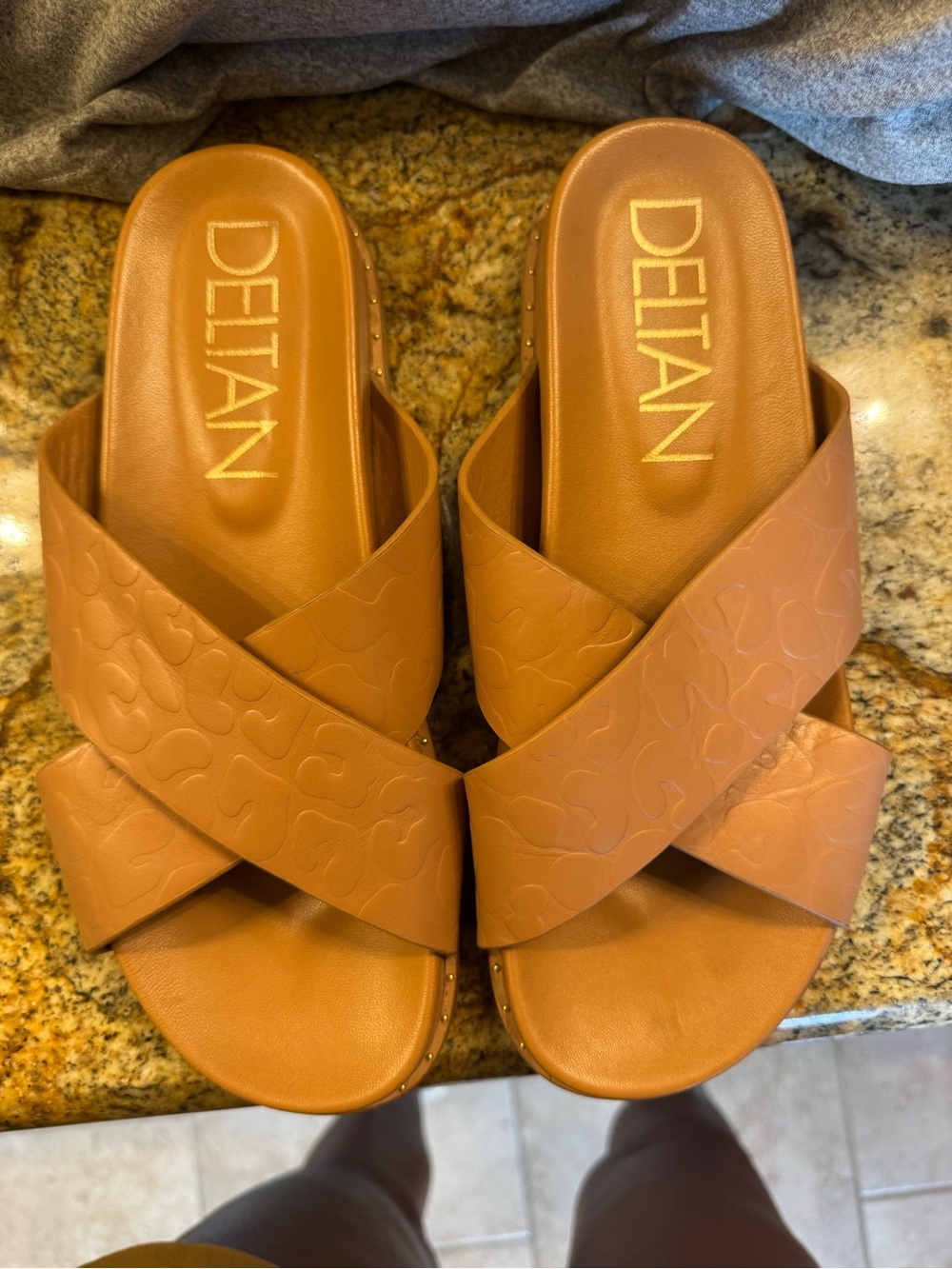 Deltan Tan Crossband Slide Mules